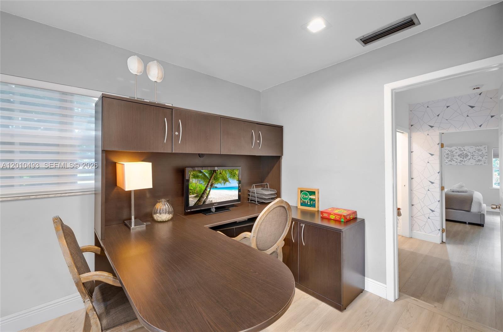 7711 Coquina Dr, North Bay Village FL 33141