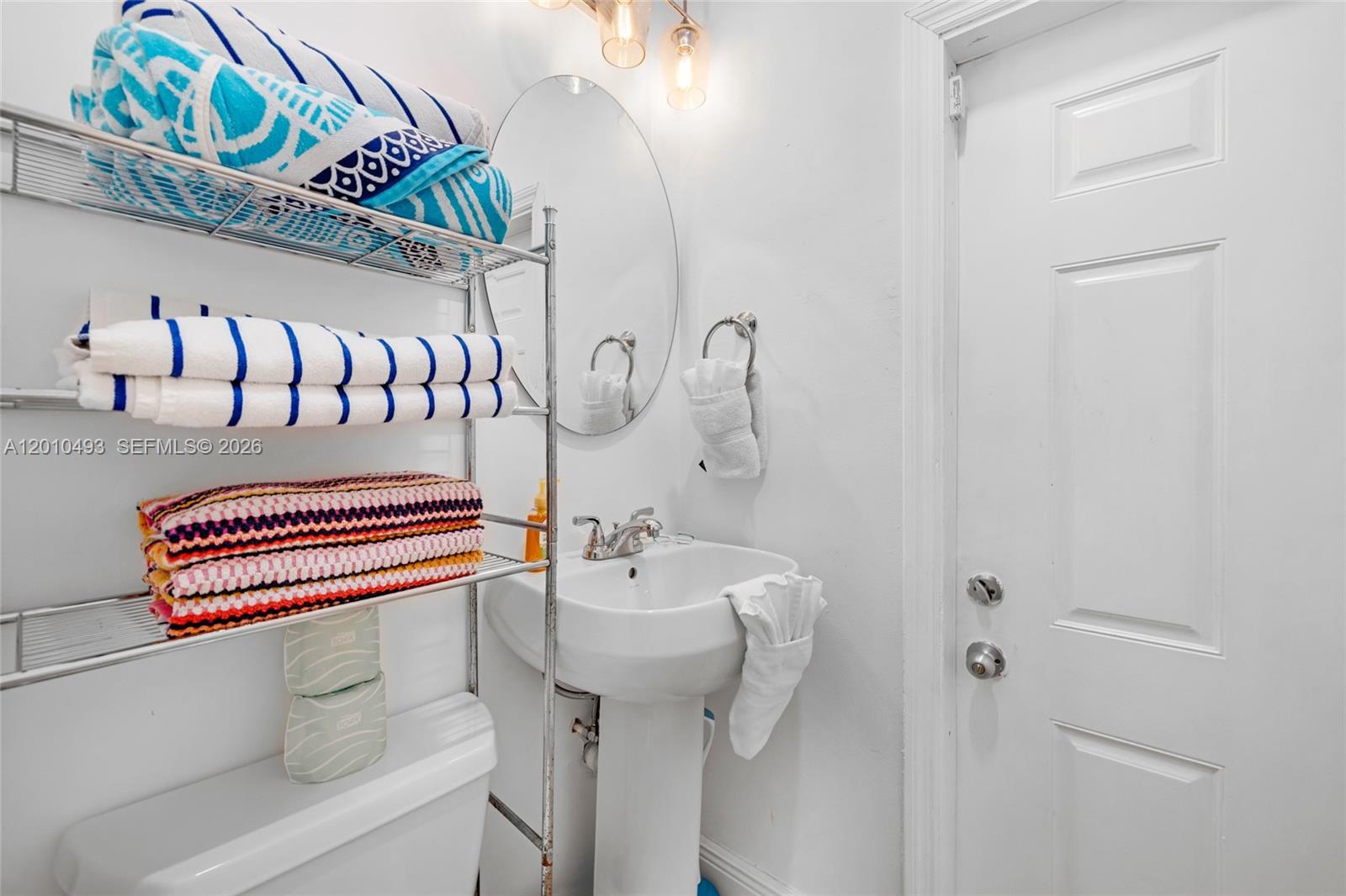 7711 Coquina Dr, North Bay Village FL 33141