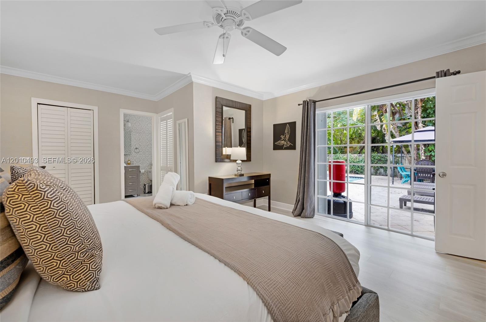 7711 Coquina Dr, North Bay Village FL 33141