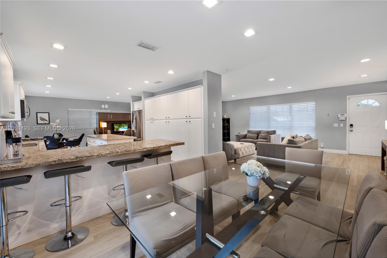 7711 Coquina Dr, North Bay Village FL 33141