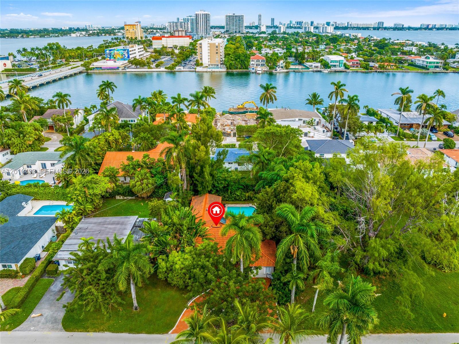7711 Coquina Dr, North Bay Village FL 33141