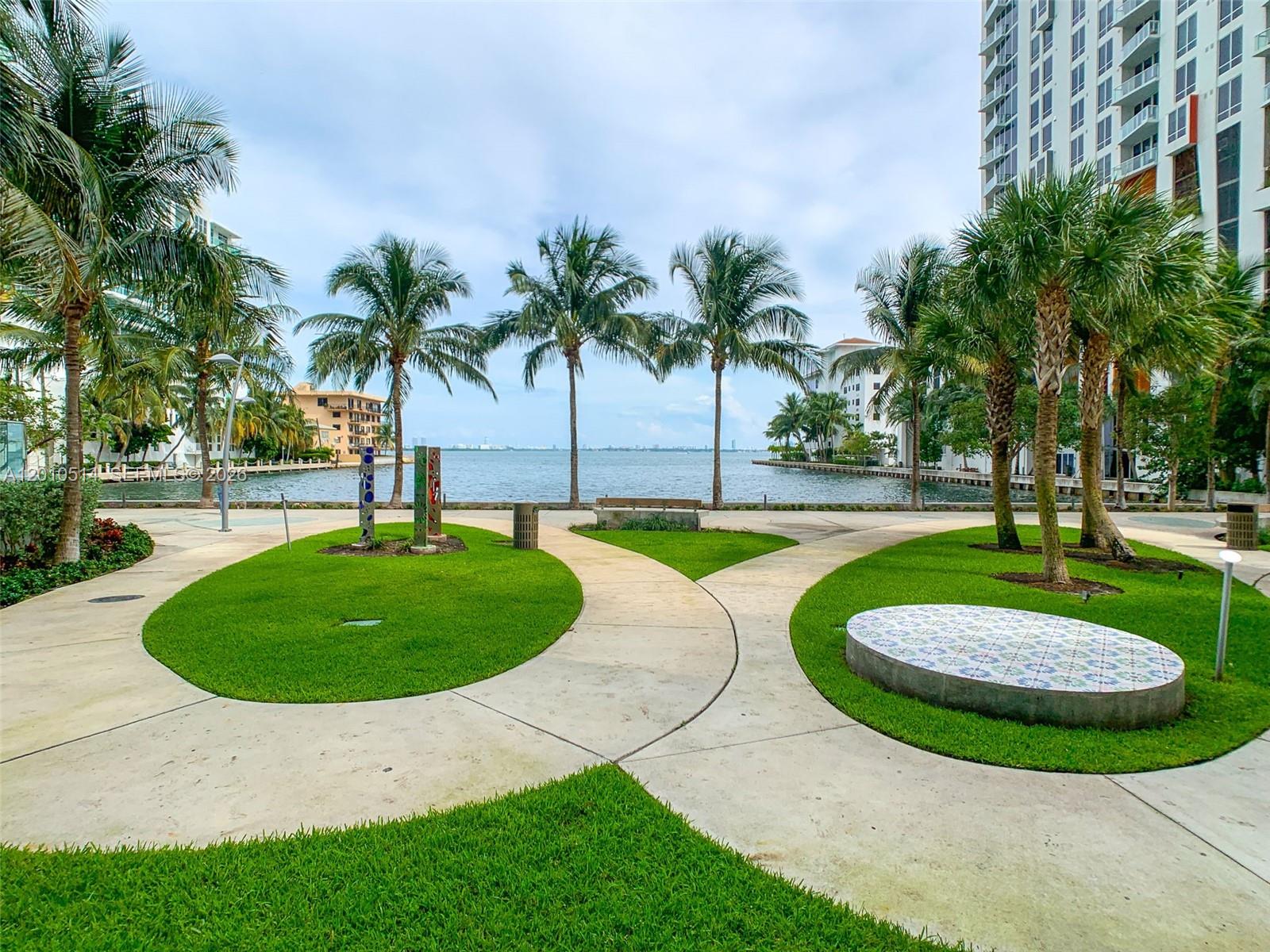 460 NE 28th St #2405, Miami FL 33137