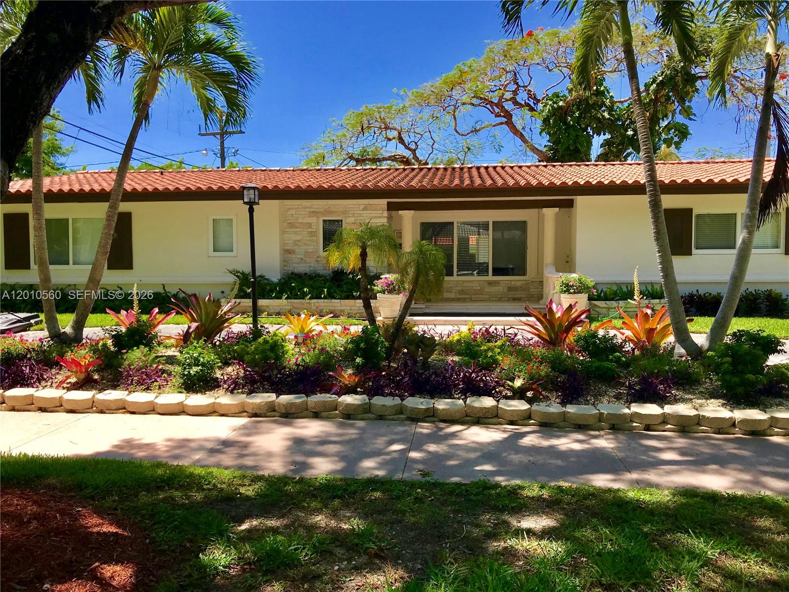 1542 Siena Ave, Coral Gables FL 33146