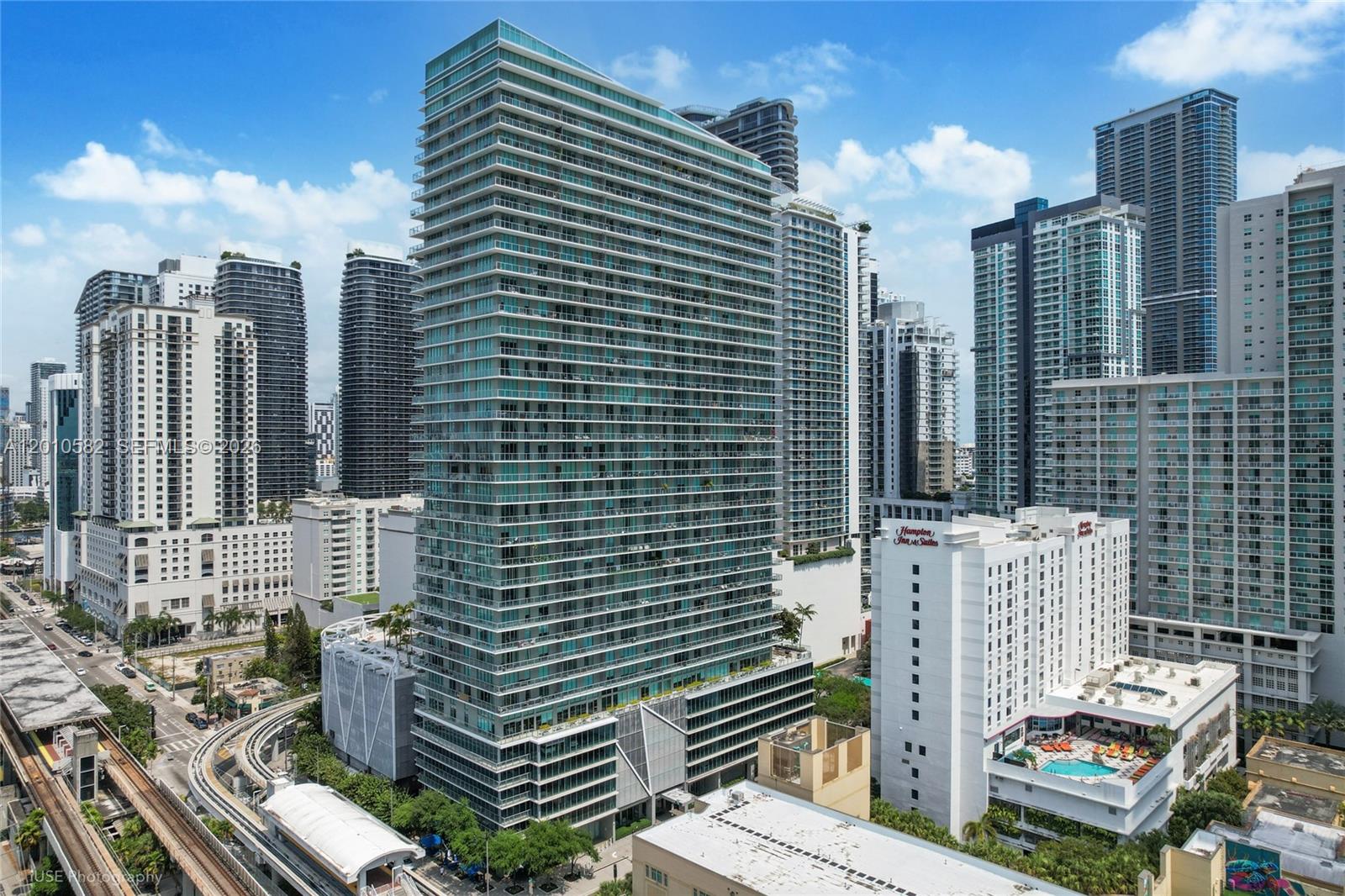 79 SW 12th St #2306-S, Miami FL 33130
