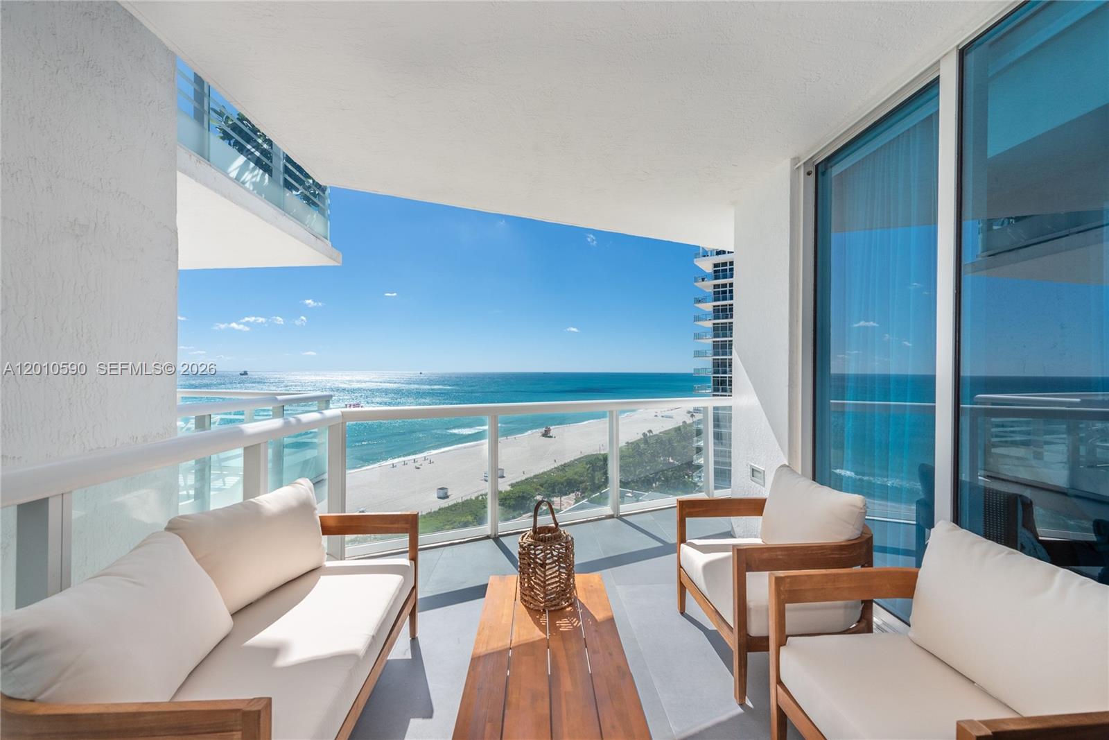 3801 Collins Ave #1502, Miami Beach FL 33140