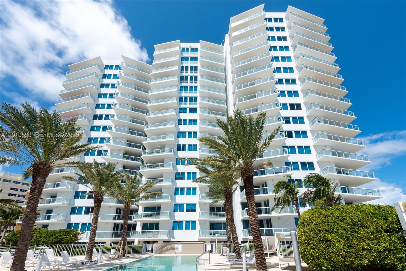 3801 Collins Ave #1502, Miami Beach FL 33140