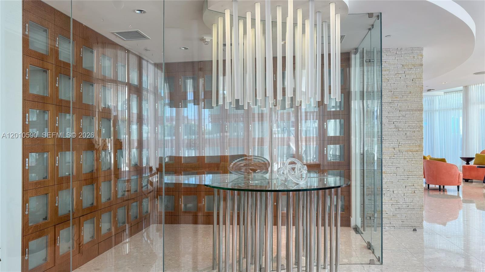 3801 Collins Ave #1502, Miami Beach FL 33140