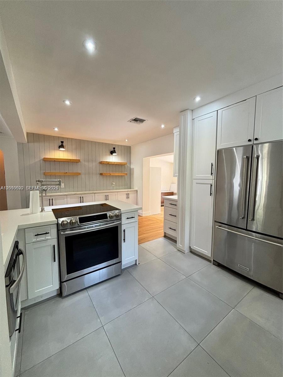 9472 Byron Ave, Surfside FL 33154