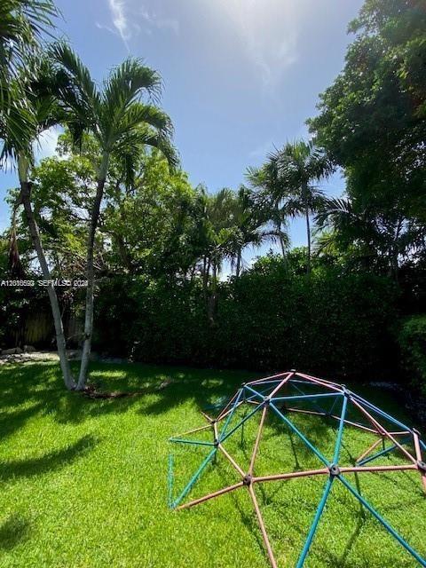 9472 Byron Ave, Surfside FL 33154