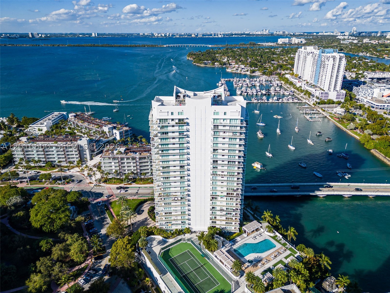 10 Venetian Way #1803, Miami Beach FL 33139