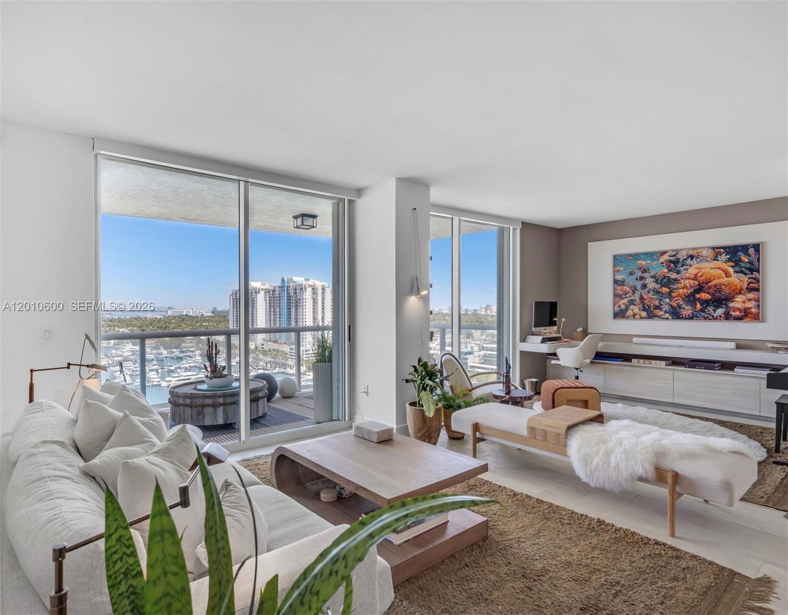10 Venetian Way #1803, Miami Beach FL 33139