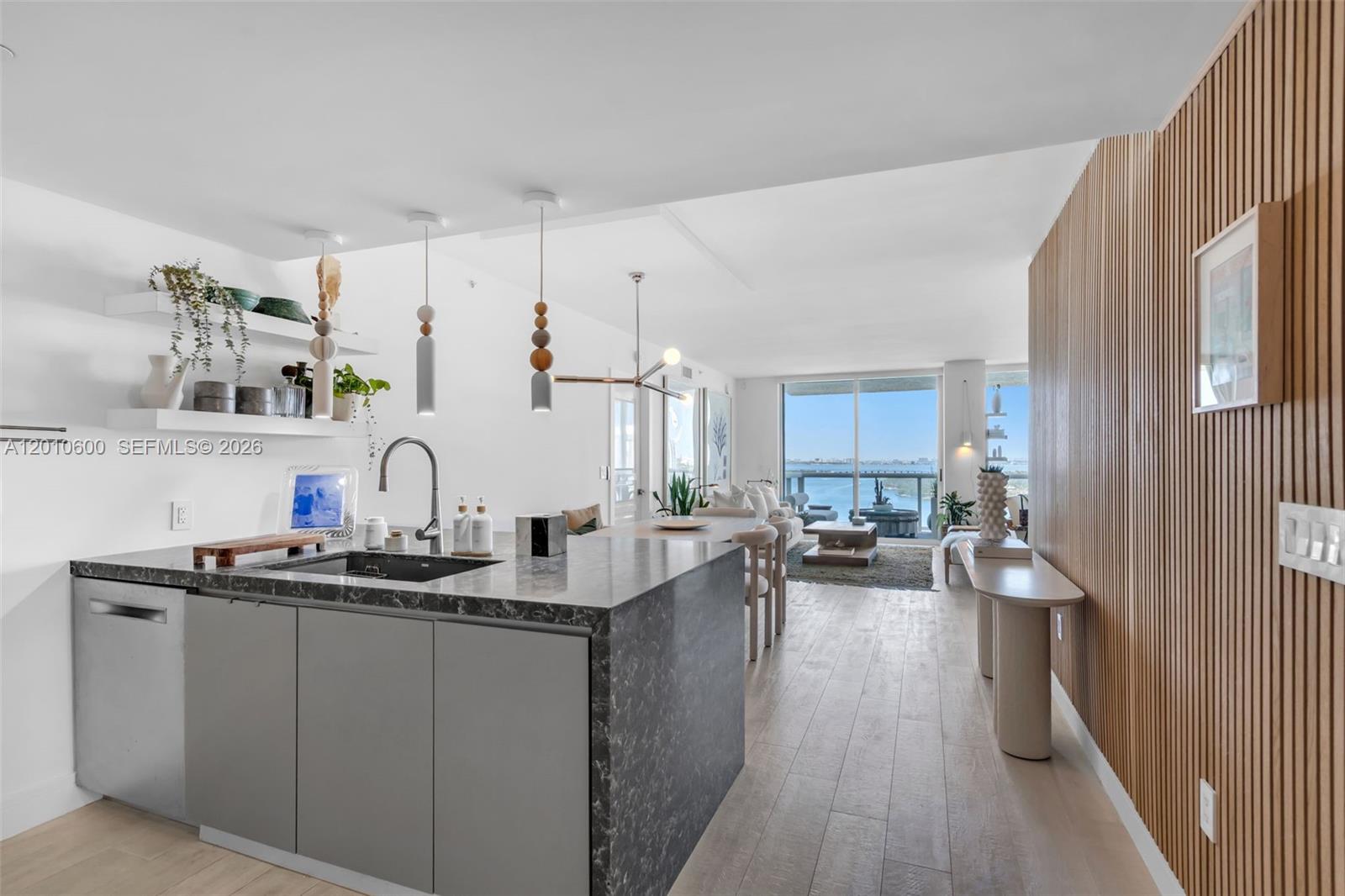 10 Venetian Way #1803, Miami Beach FL 33139