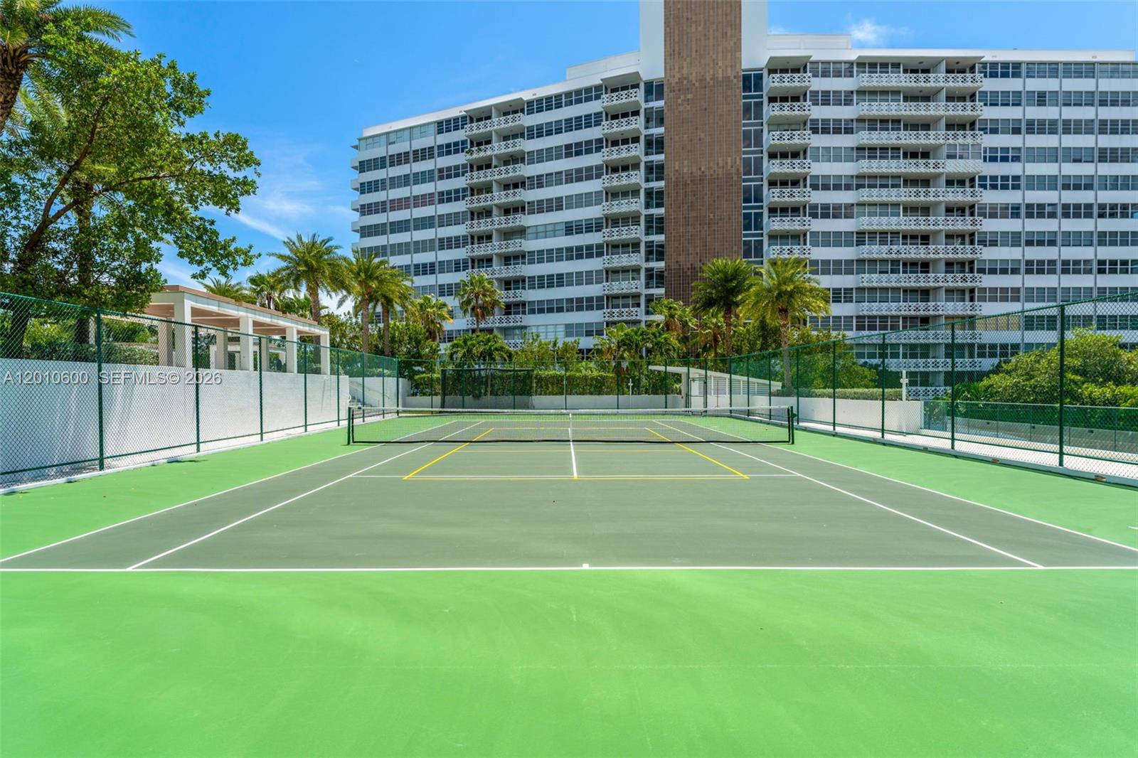 10 Venetian Way #1803, Miami Beach FL 33139