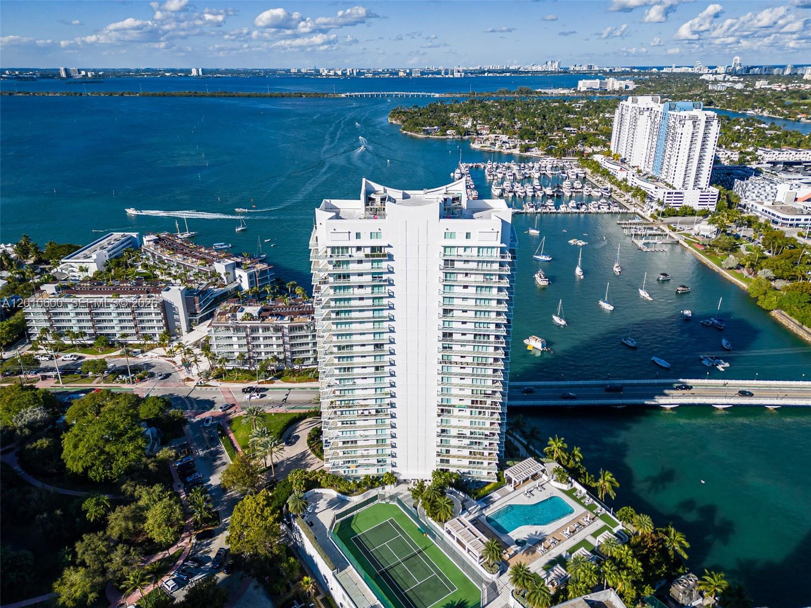 10 Venetian Way #1803, Miami Beach FL 33139