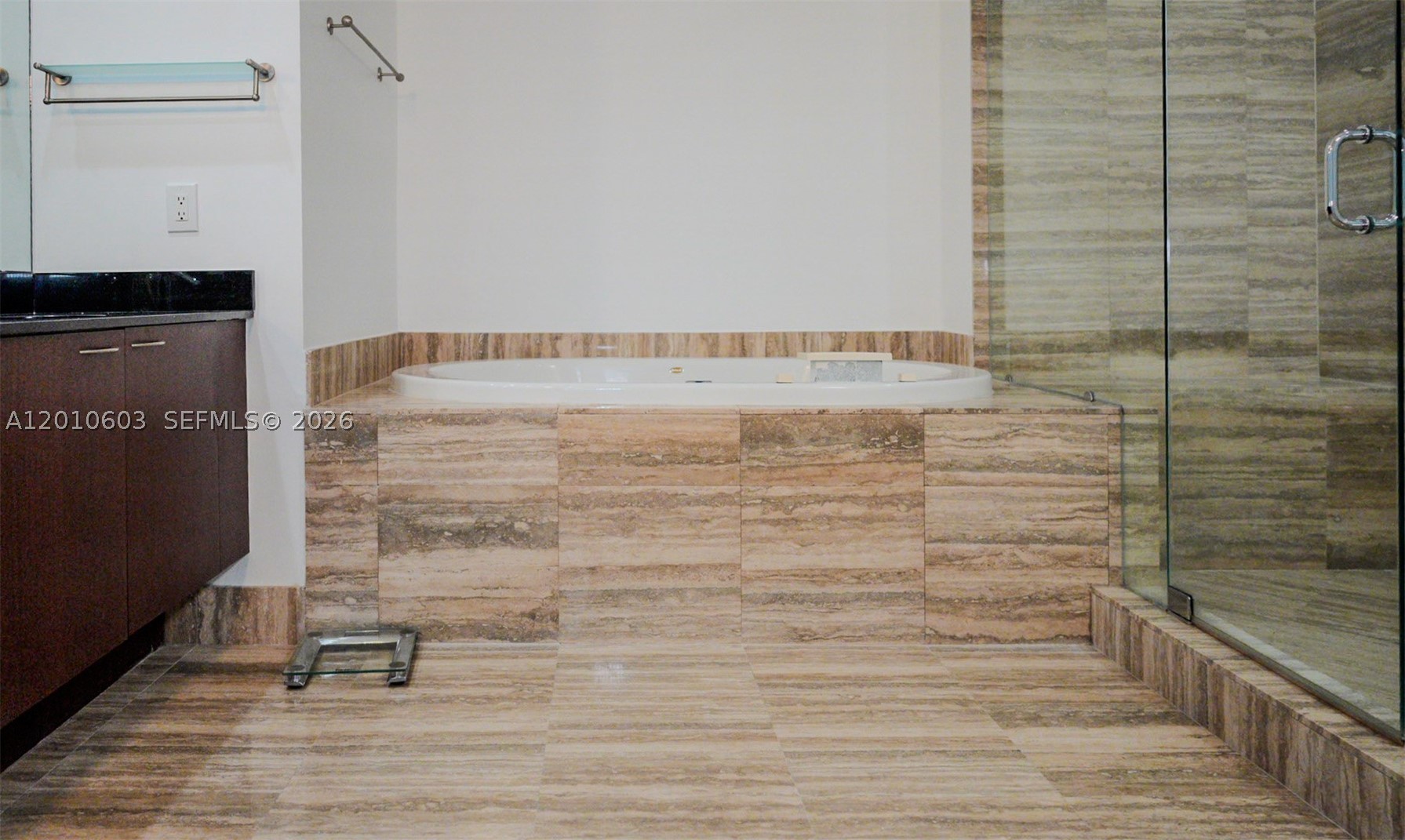 15901 Collins Ave #1102, Sunny Isles Beach FL 33160
