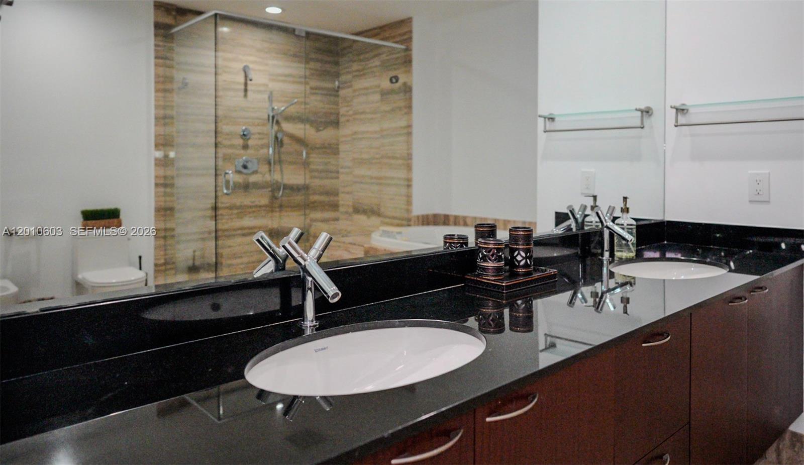 15901 Collins Ave #1102, Sunny Isles Beach FL 33160