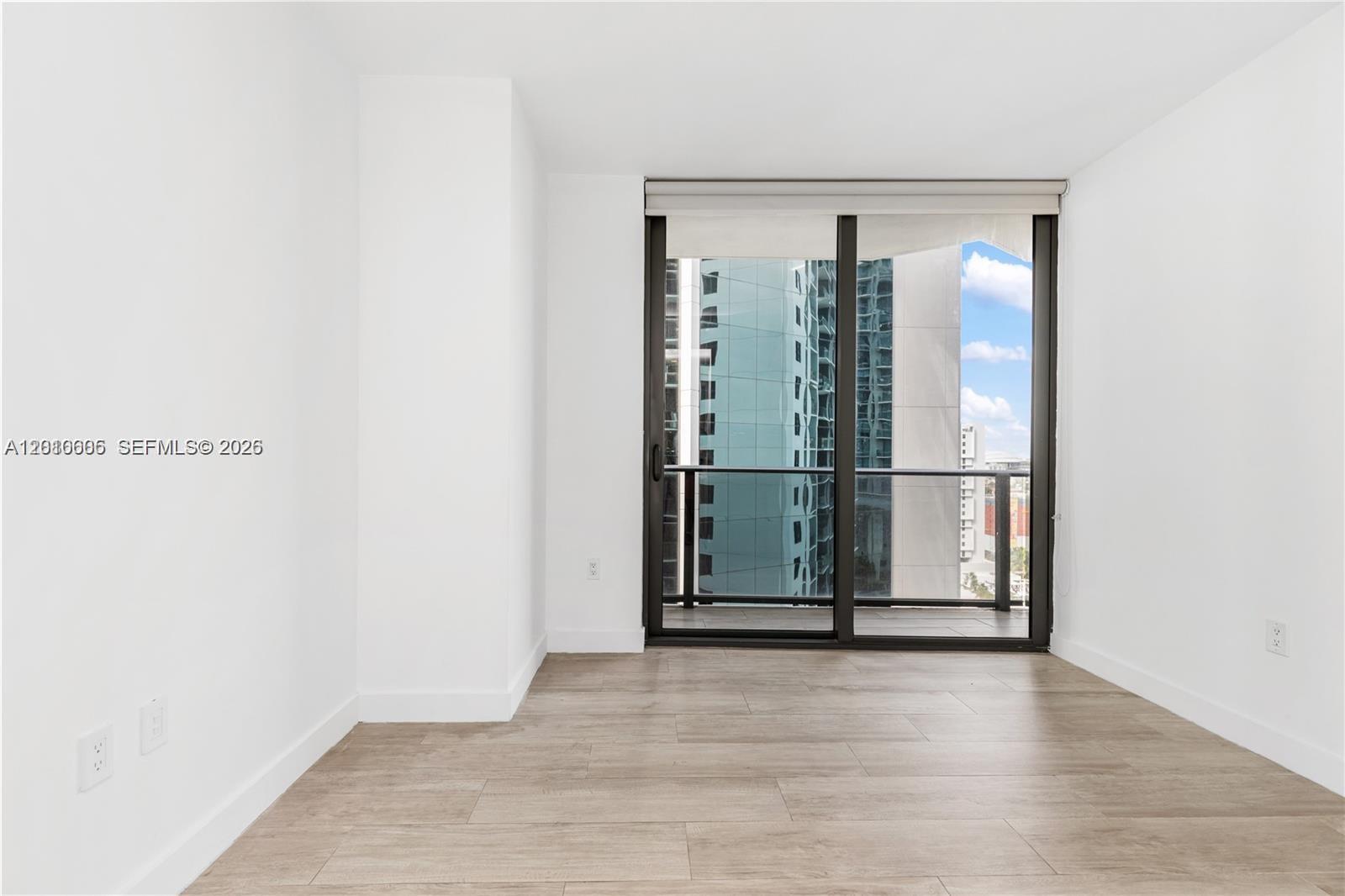 55 SW 9 St #1208, Miami FL 33130