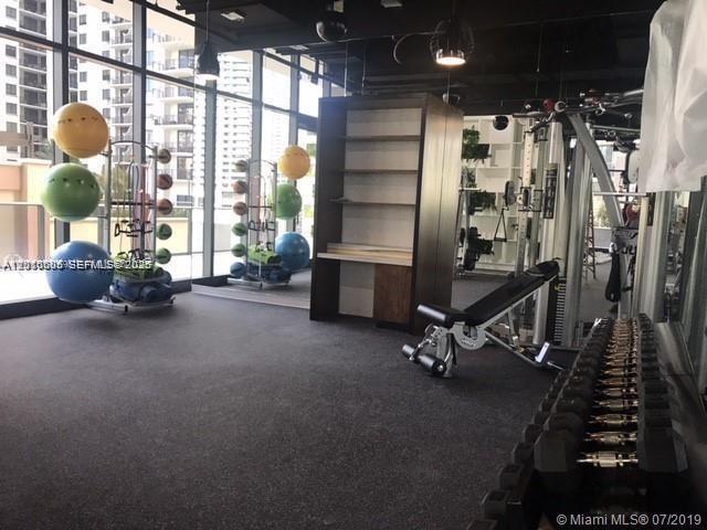 55 SW 9 St #1208, Miami FL 33130
