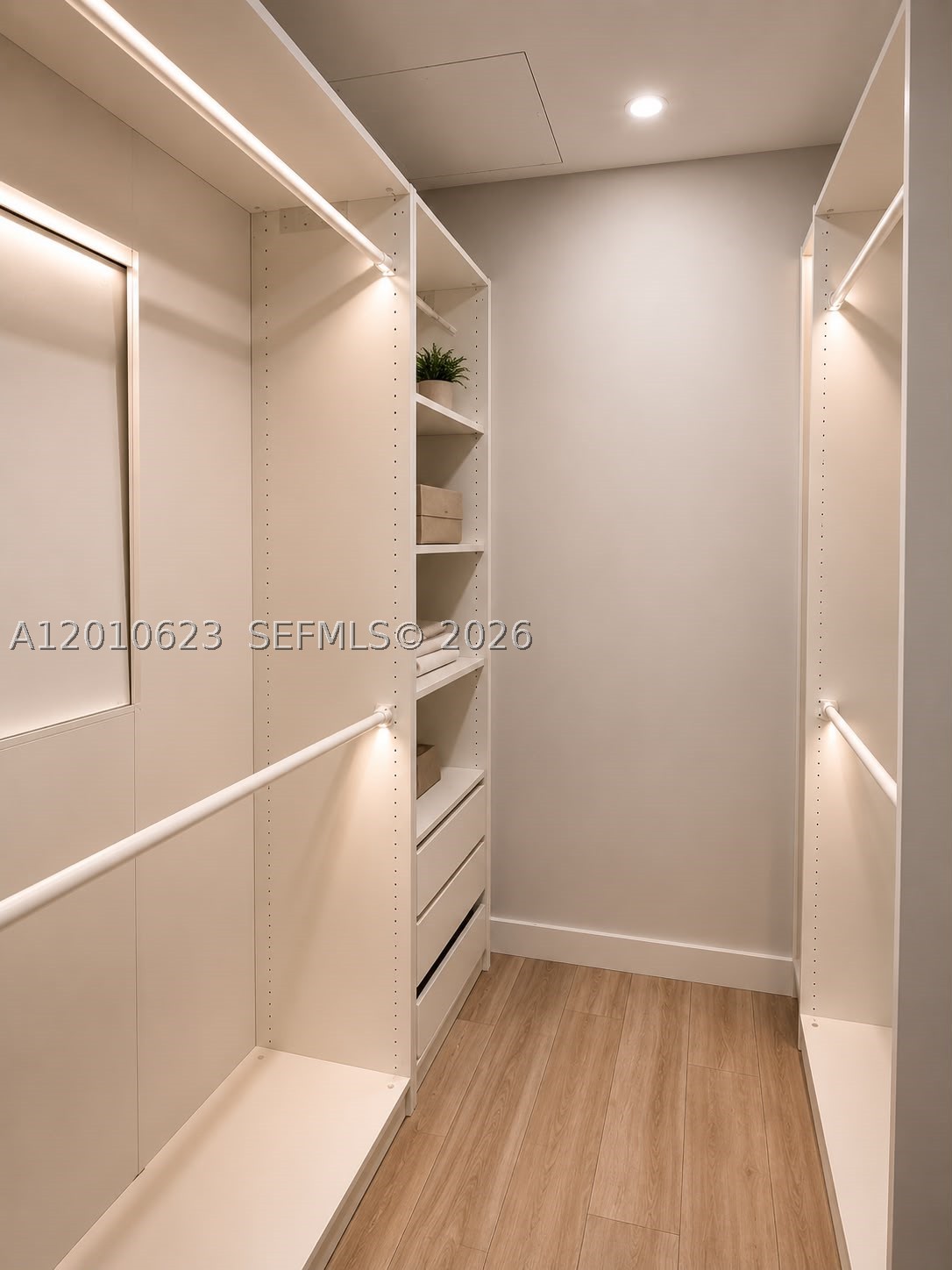 1300 S Miami Ave #1908, Miami FL 33130