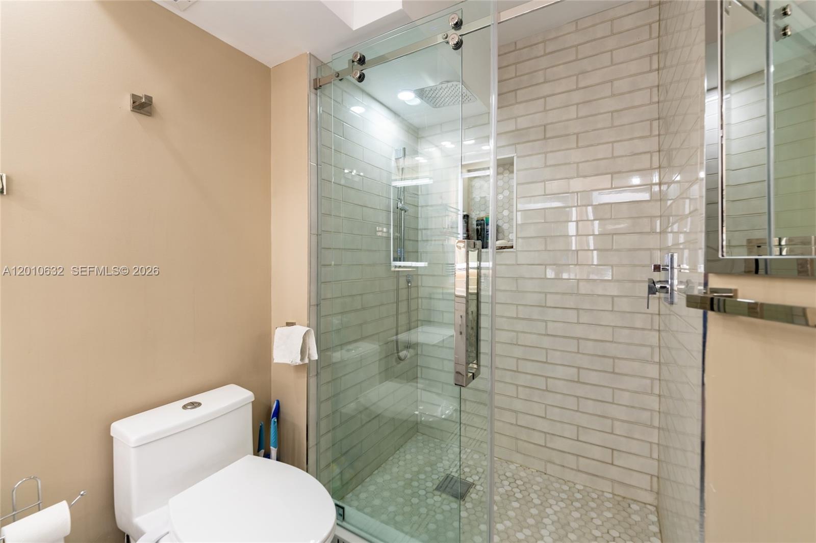 2639 N Riverside Dr #501, Pompano Beach FL 33062