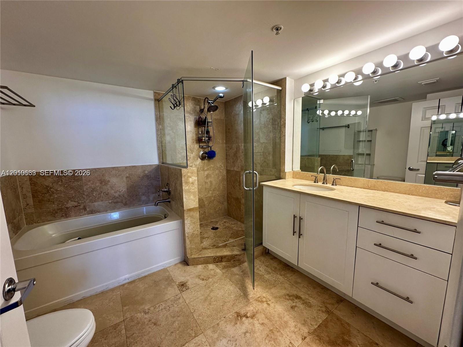 3232 SW 22nd Ter #910, Miami FL 33145
