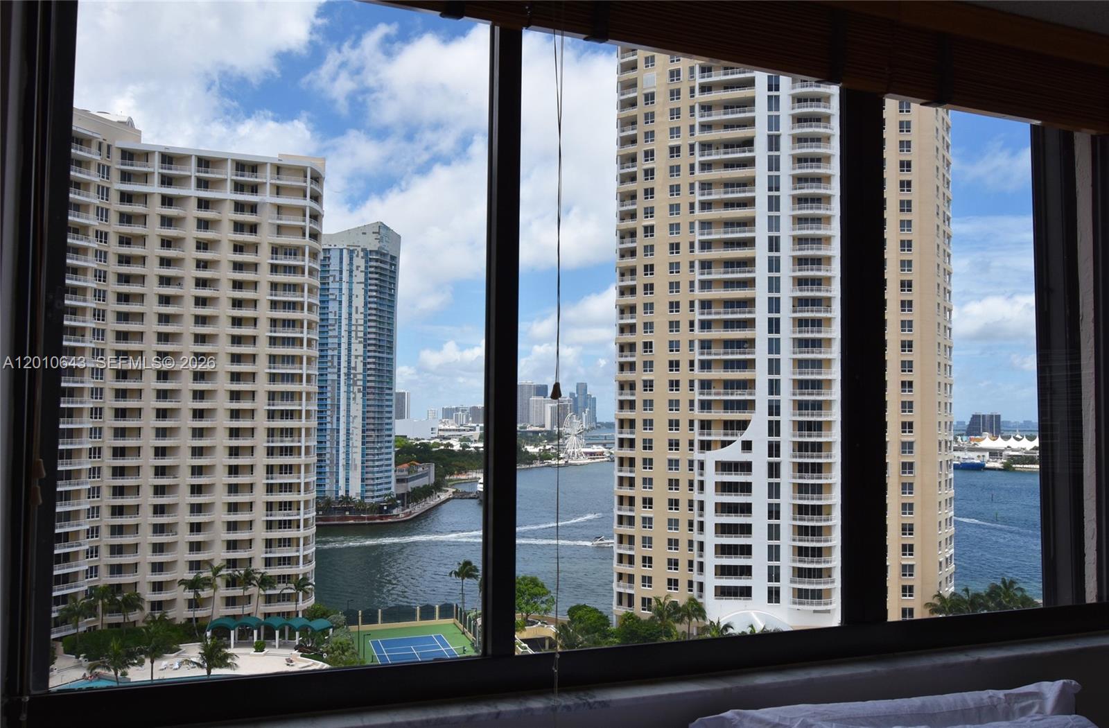 540 Brickell Key Dr #PH1812, Miami FL 33131