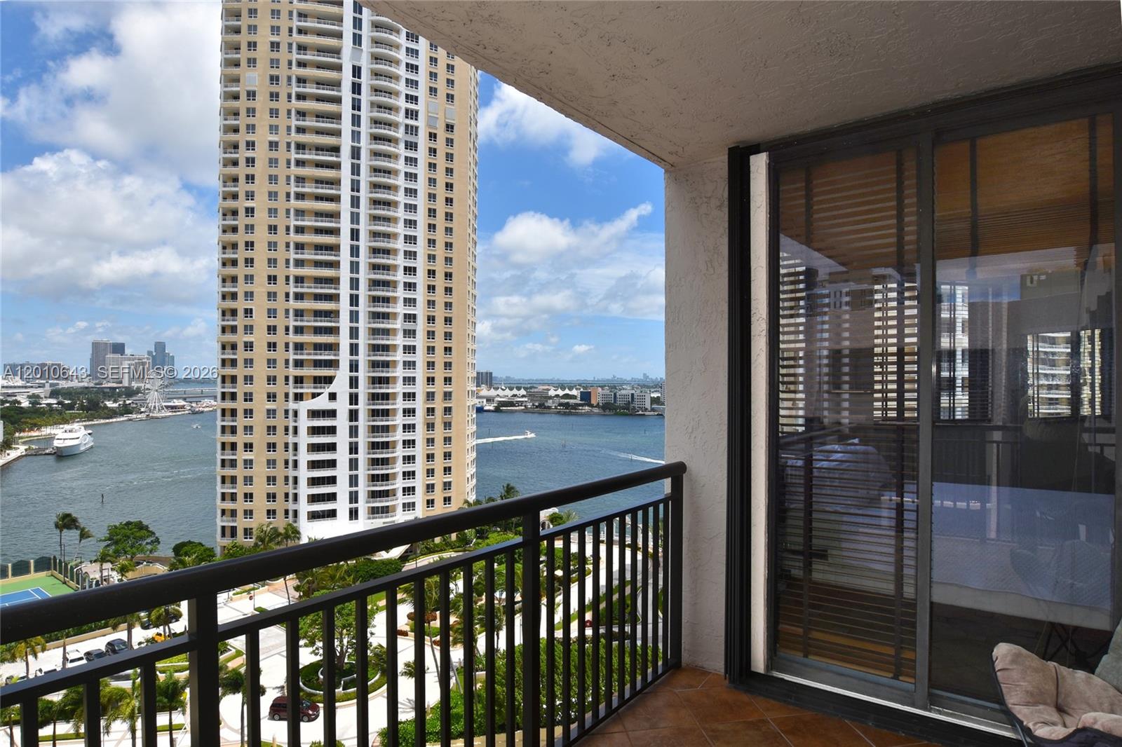540 Brickell Key Dr #PH1812, Miami FL 33131