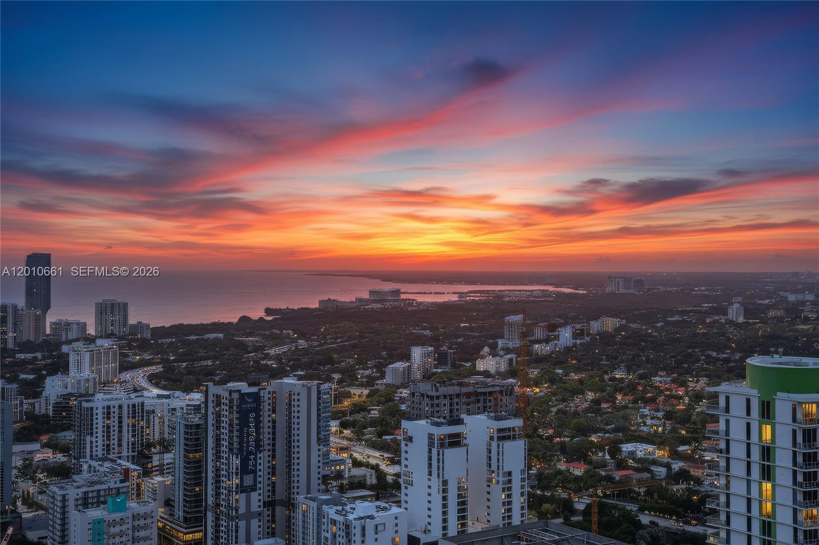 92 SW 3rd St #5202, Miami FL 33130