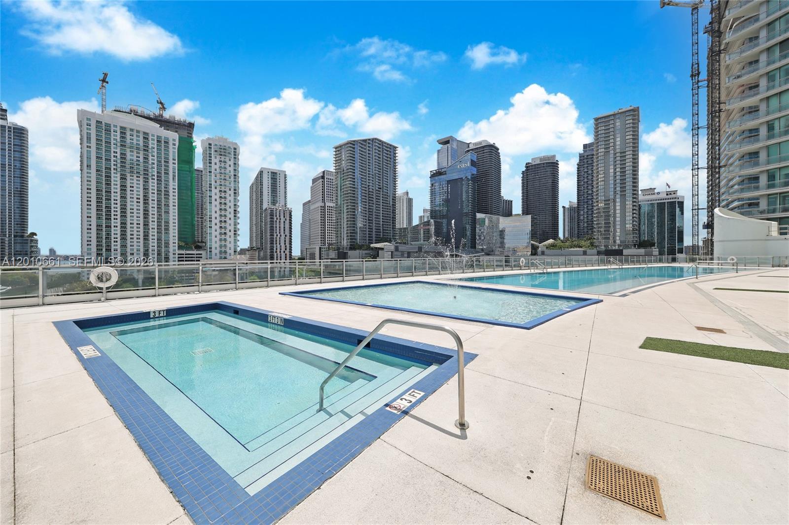 92 SW 3rd St #5202, Miami FL 33130