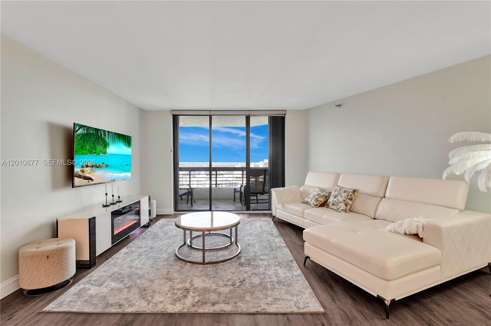 3500 Mystic Pointe Dr #3302, Aventura FL 33180