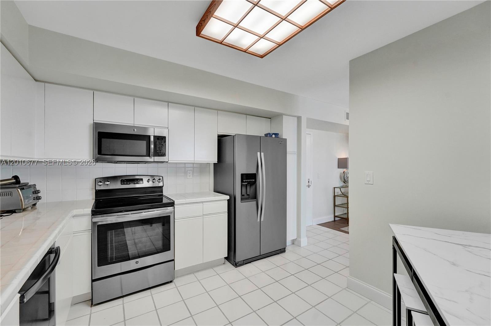 3500 Mystic Pointe Dr #3302, Aventura FL 33180