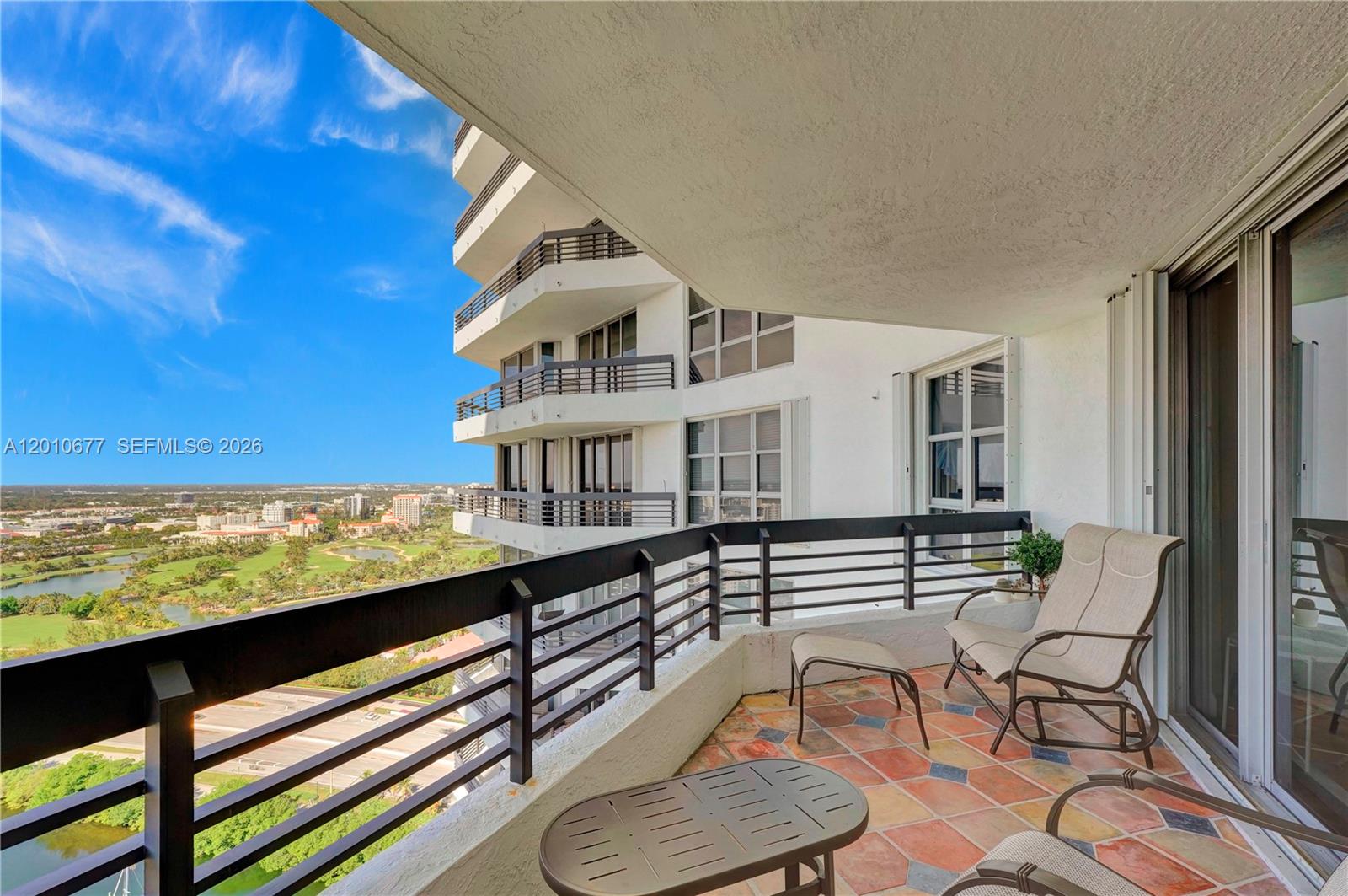 3500 Mystic Pointe Dr #3302, Aventura FL 33180