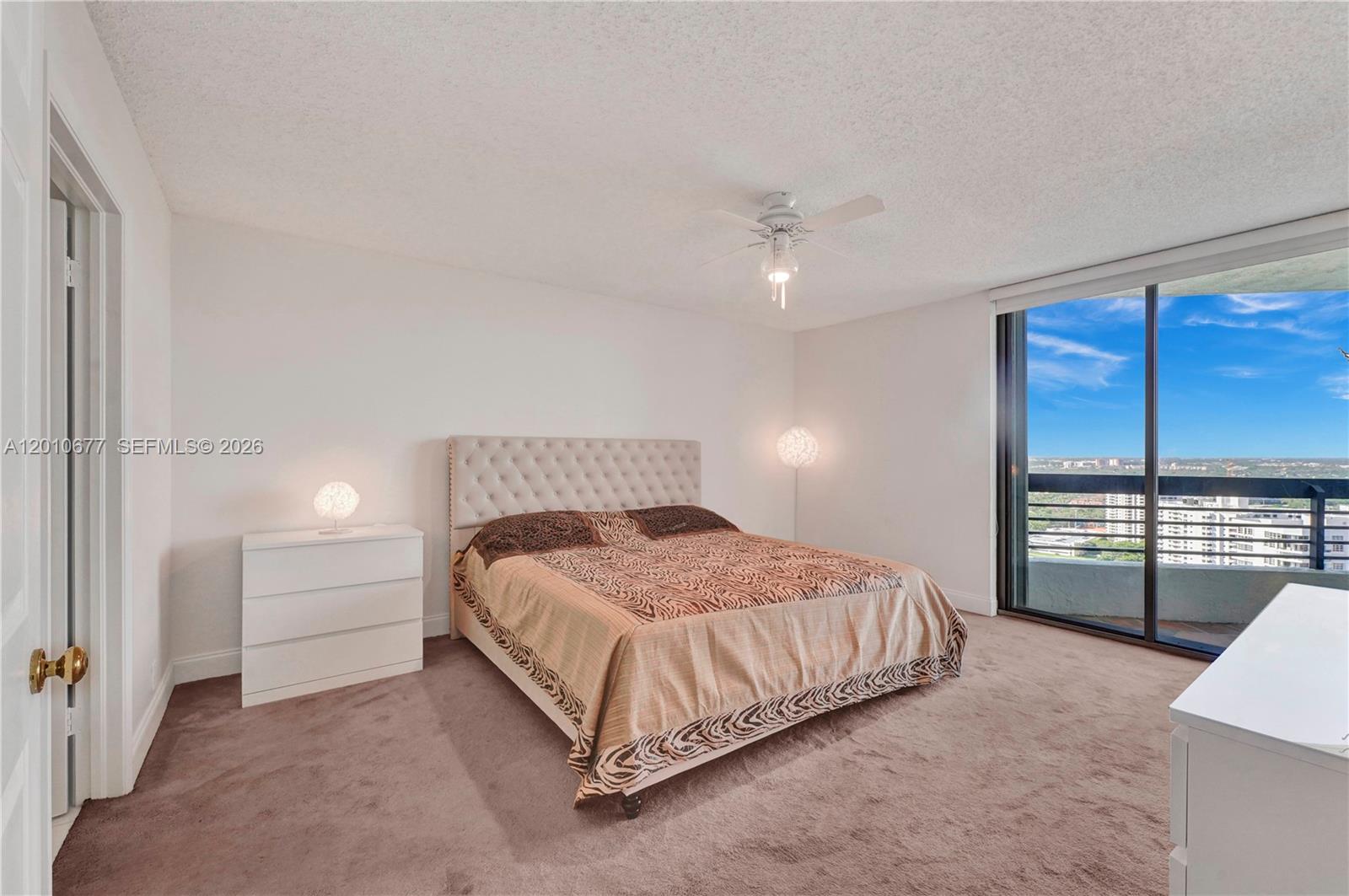 3500 Mystic Pointe Dr #3302, Aventura FL 33180