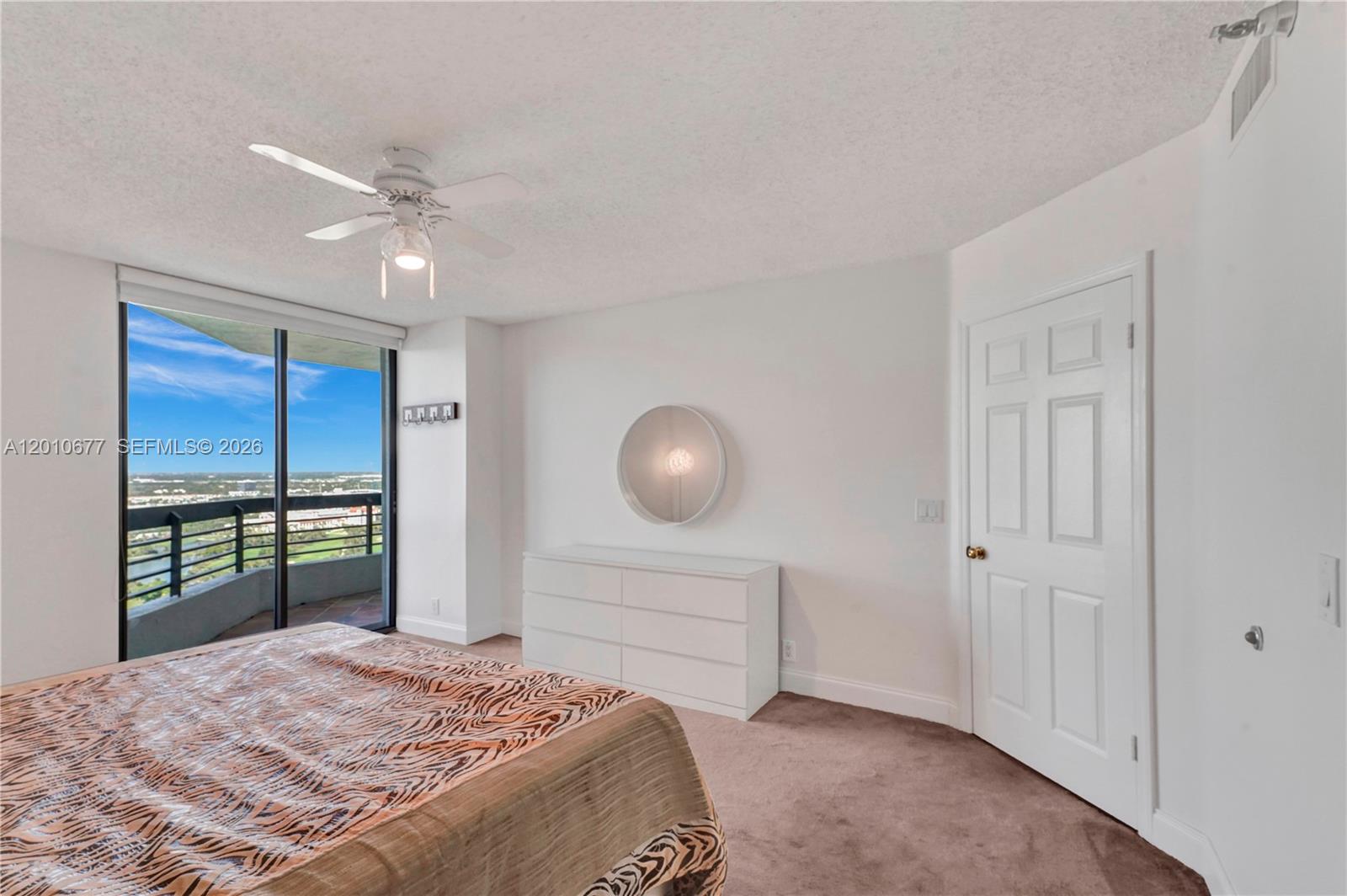 3500 Mystic Pointe Dr #3302, Aventura FL 33180
