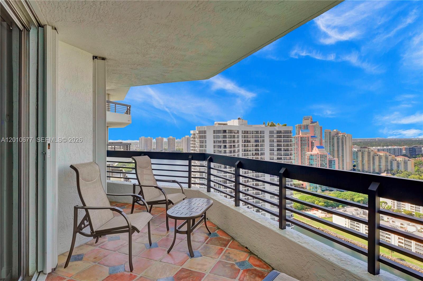 3500 Mystic Pointe Dr #3302, Aventura FL 33180