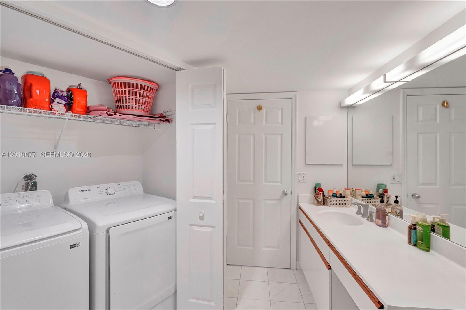 3500 Mystic Pointe Dr #3302, Aventura FL 33180