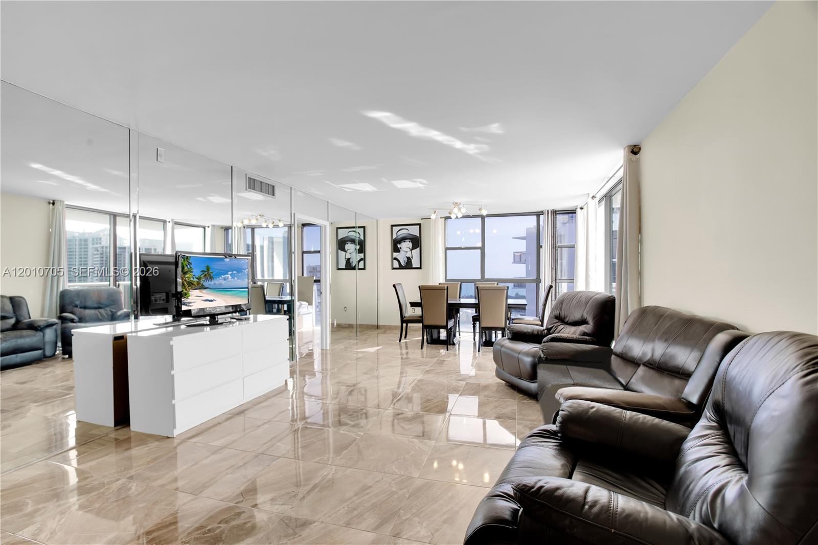 3701 N Country Club Dr #2203, Aventura FL 33180