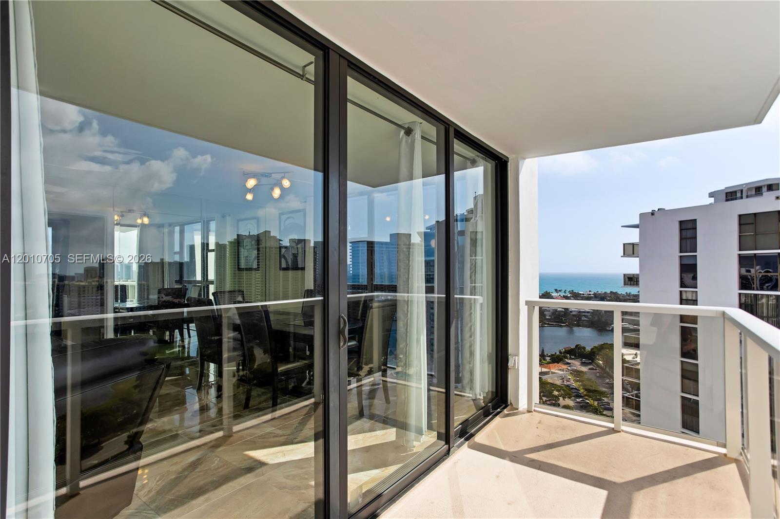 3701 N Country Club Dr #2203, Aventura FL 33180