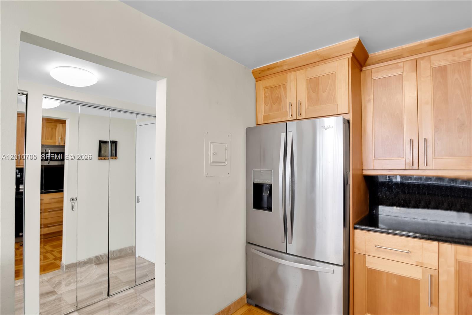 3701 N Country Club Dr #2203, Aventura FL 33180
