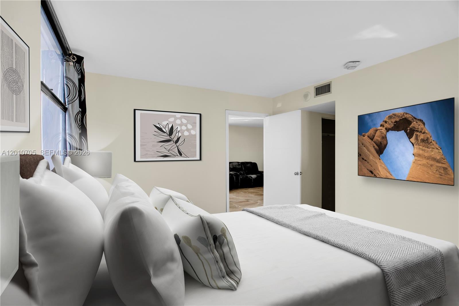 3701 N Country Club Dr #2203, Aventura FL 33180
