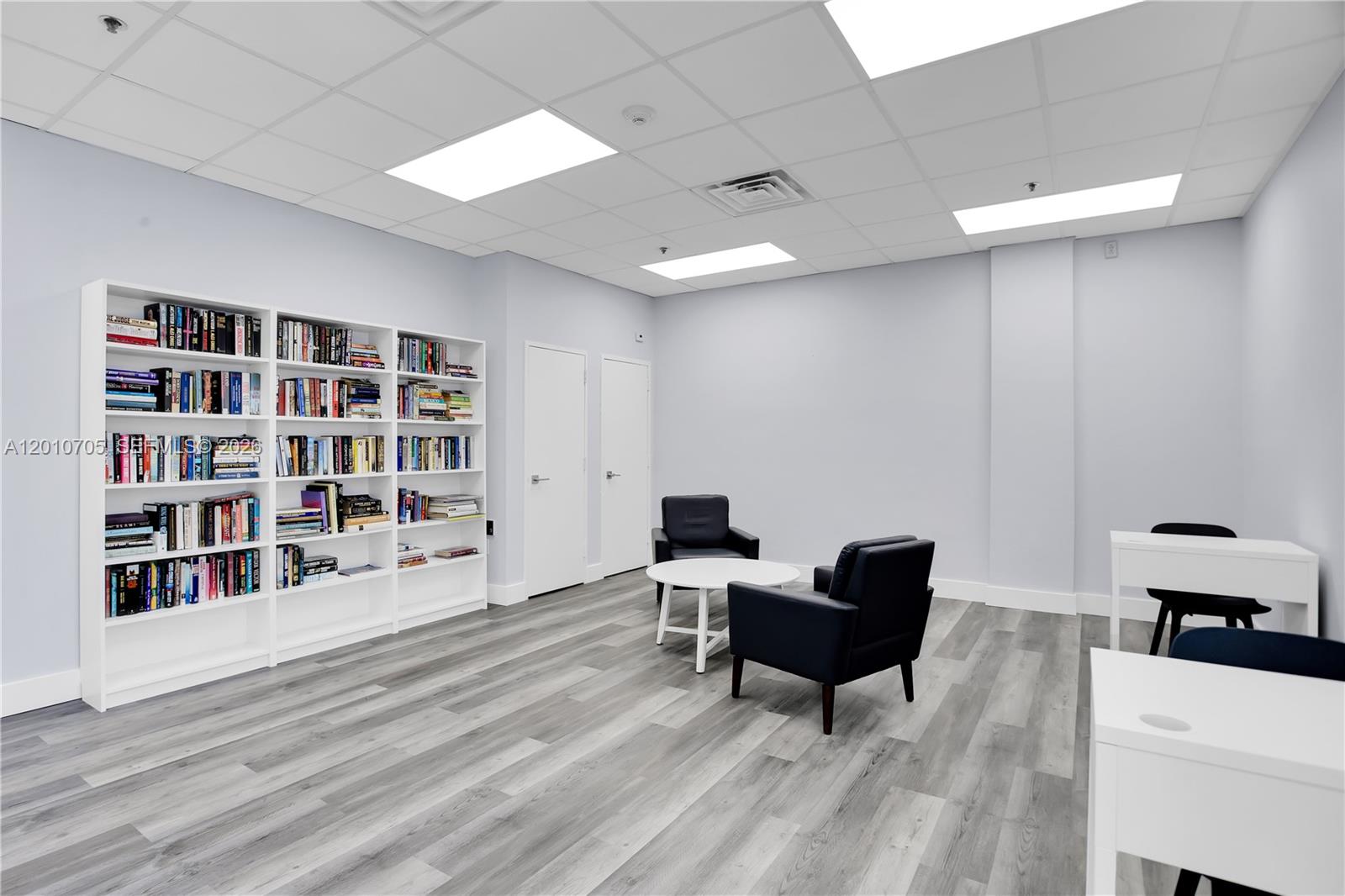 3701 N Country Club Dr #2203, Aventura FL 33180