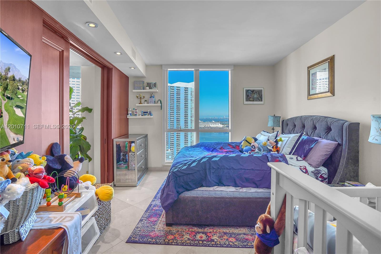 901 Brickell Key Blvd #2807, Miami FL 33131