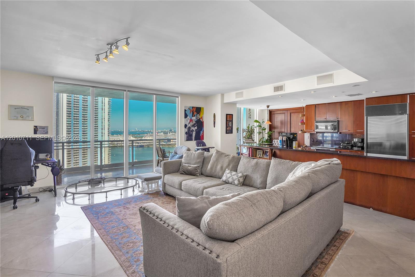 901 Brickell Key Blvd #2807, Miami FL 33131
