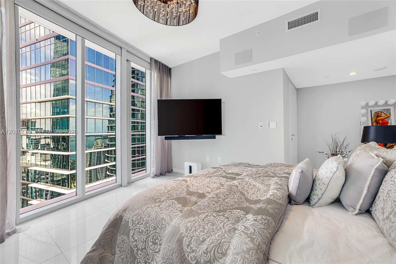 200 Biscayne Boulevard Way #4401, Miami FL 33131