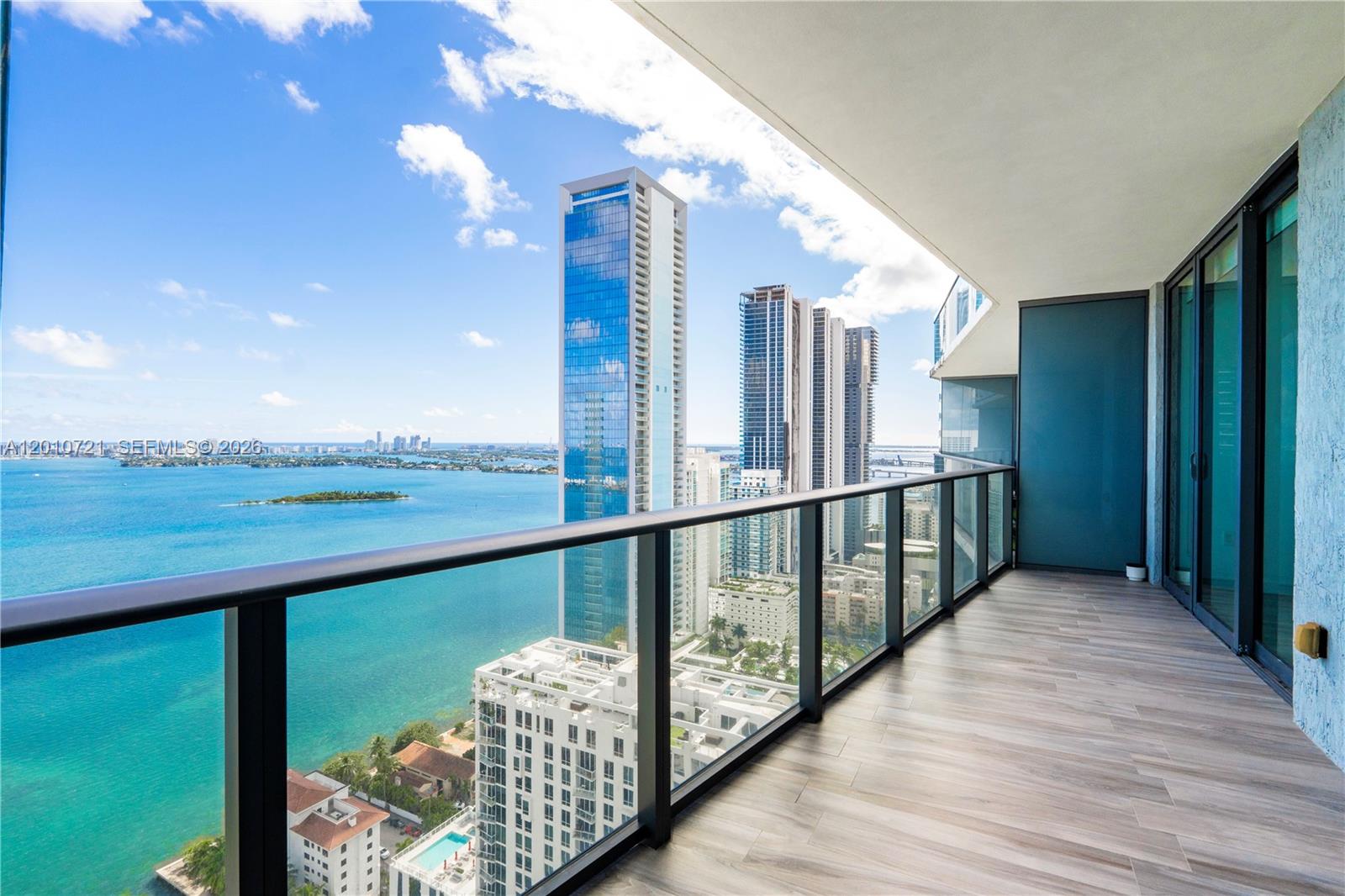 460 NE 28th St #3402, Miami FL 33137
