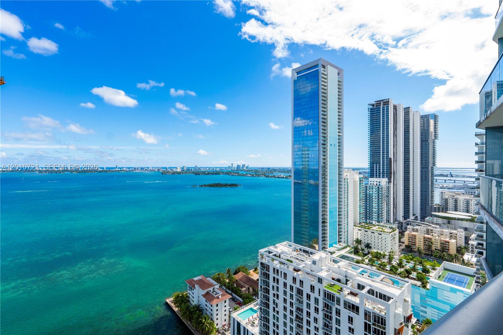 460 NE 28th St #3402, Miami FL 33137