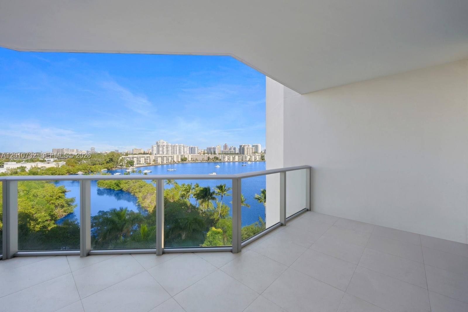 17301 Biscayne Blvd #808, North Miami Beach FL 33160