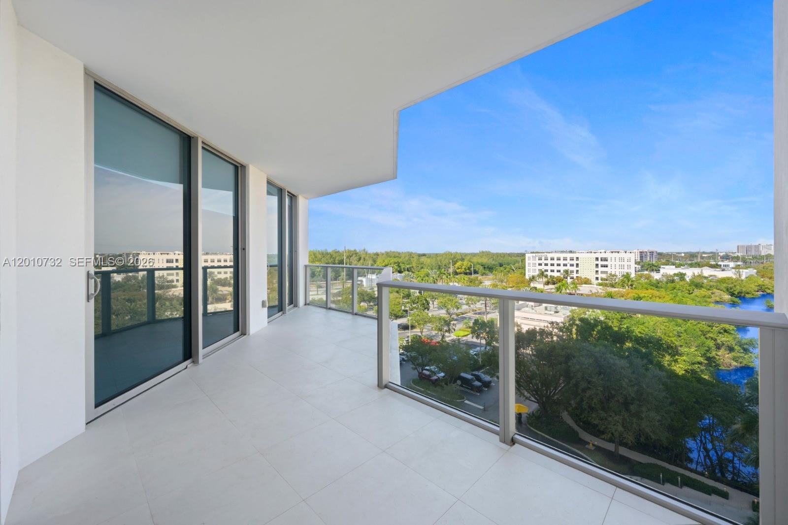 17301 Biscayne Blvd #808, North Miami Beach FL 33160