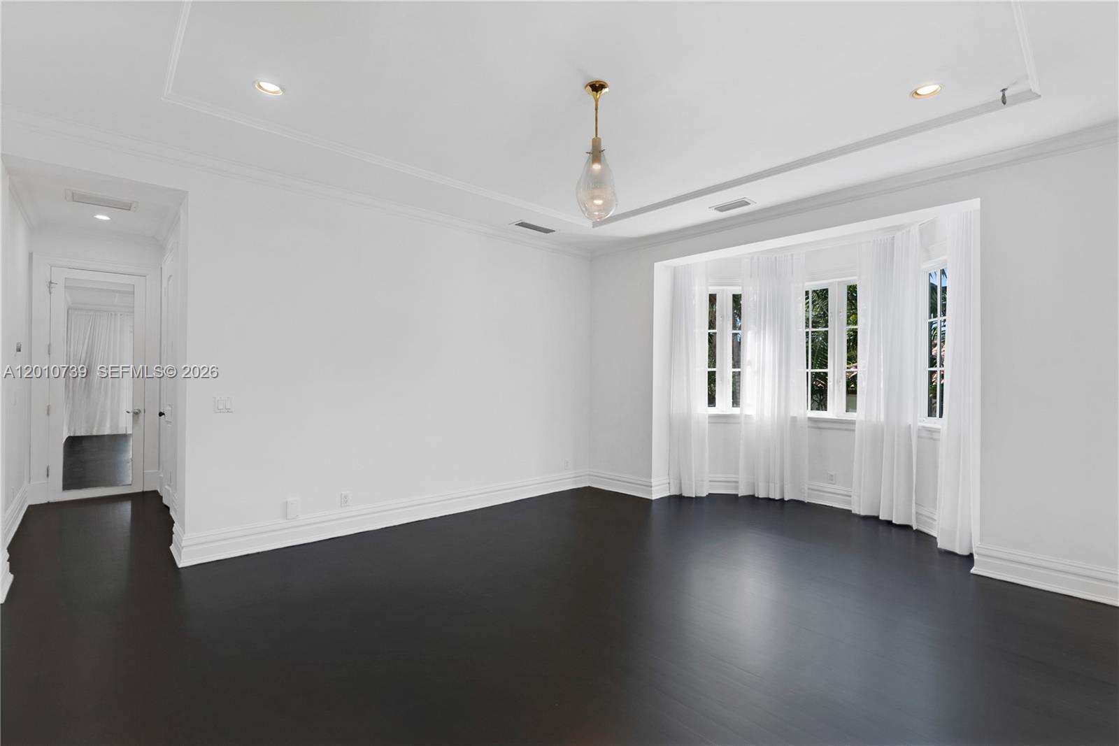 26 Tahiti Beach Island Rd, Coral Gables FL 33143