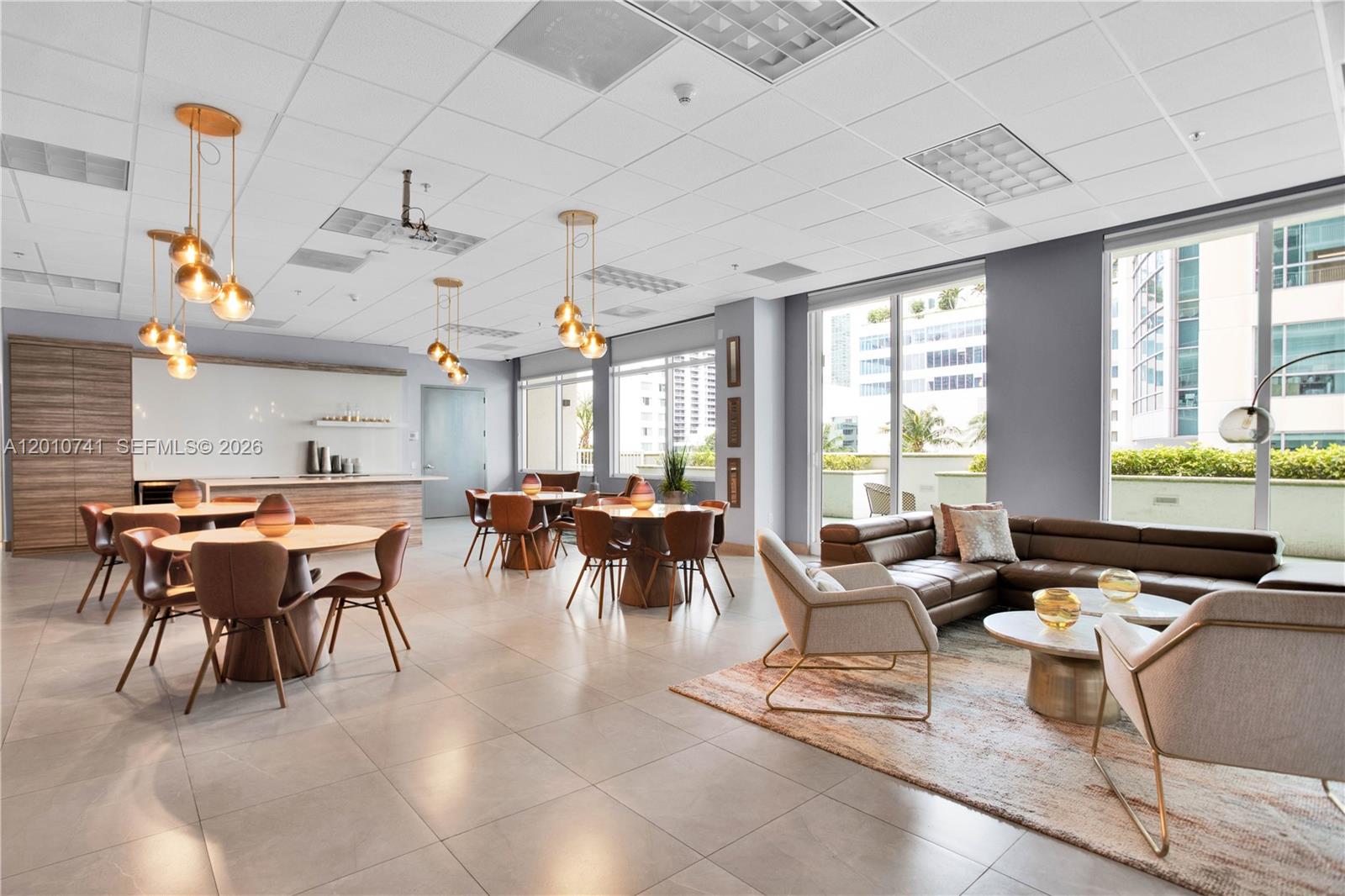 1200 Brickell Bay Dr #3515, Miami FL 33131